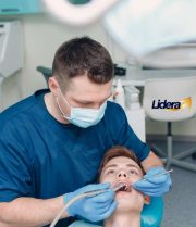 4 elementos para la Marca Personal del Odontólogo, ¿Cuál opción es mejor para atraer clientes?